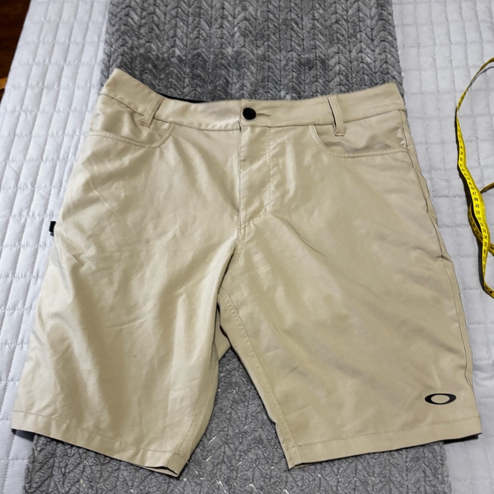 Oakley Men's Athletic Shorts in Tan